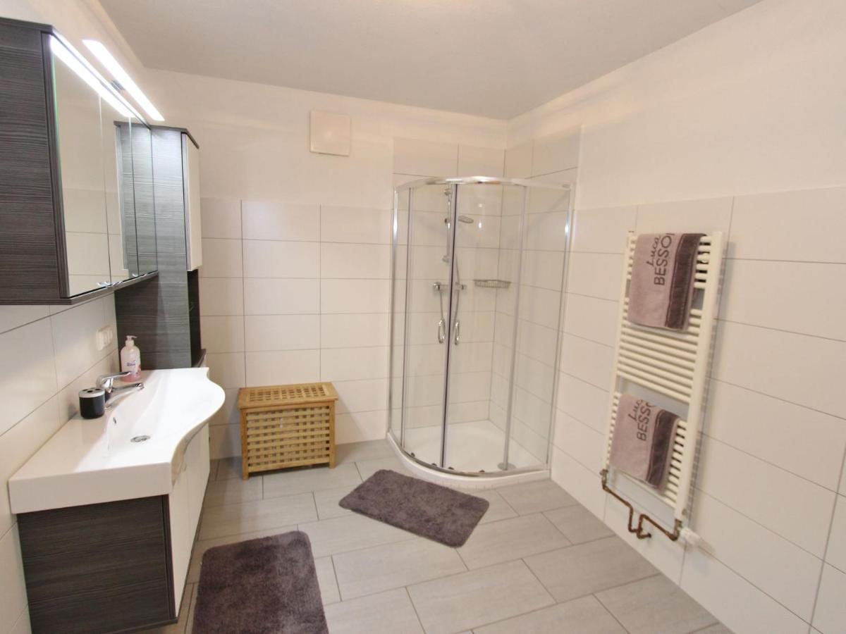 Bright Flat Close To The Ski Area Piesendorf Buitenkant foto